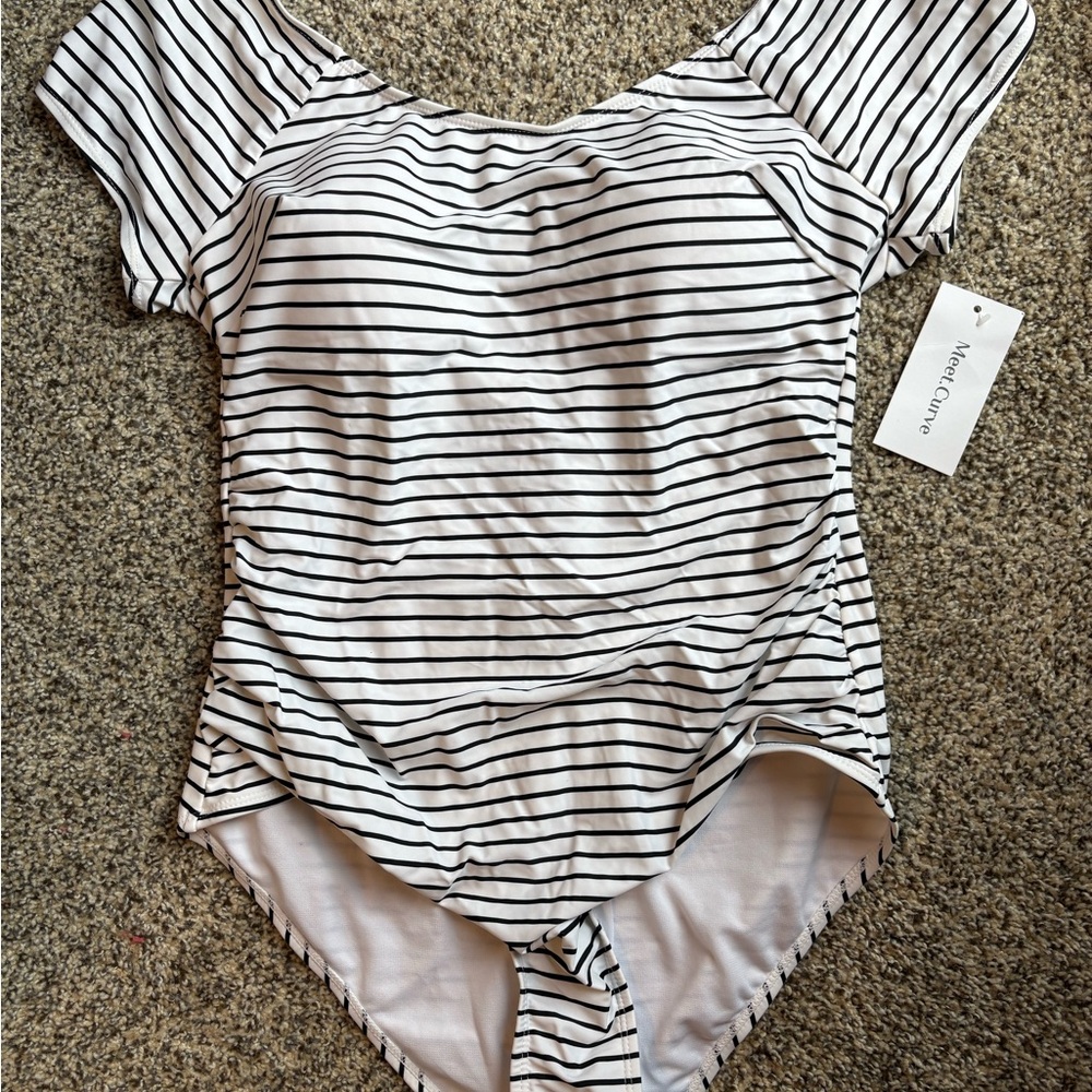 NWT XL meet curve One-Piece Swimsuit